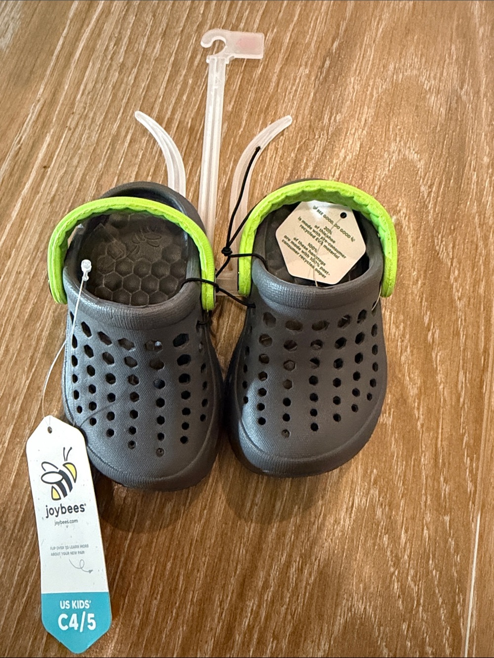 Joybees Kids Gray Water Clogs with Lime Green Strap